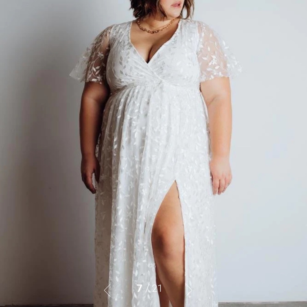 NEW WITH TAGS BALTIC BORN MARSEILLE EMBOSSED MAXI DRESS